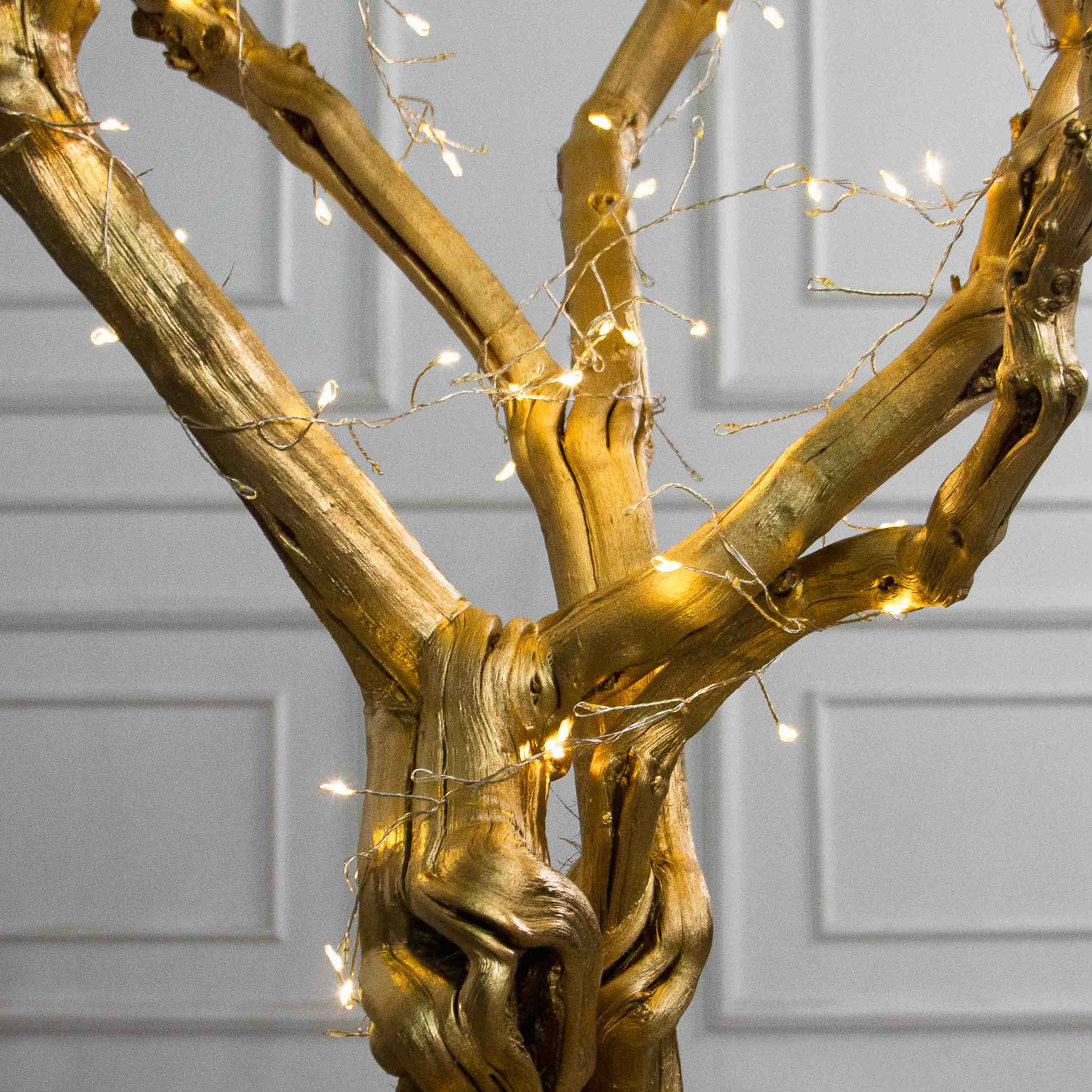 140/ДЗ/СВ03(Пр)(F) Дерево интерьерное с гирляндой Роса h140см, натуральная древесина, золотое_7