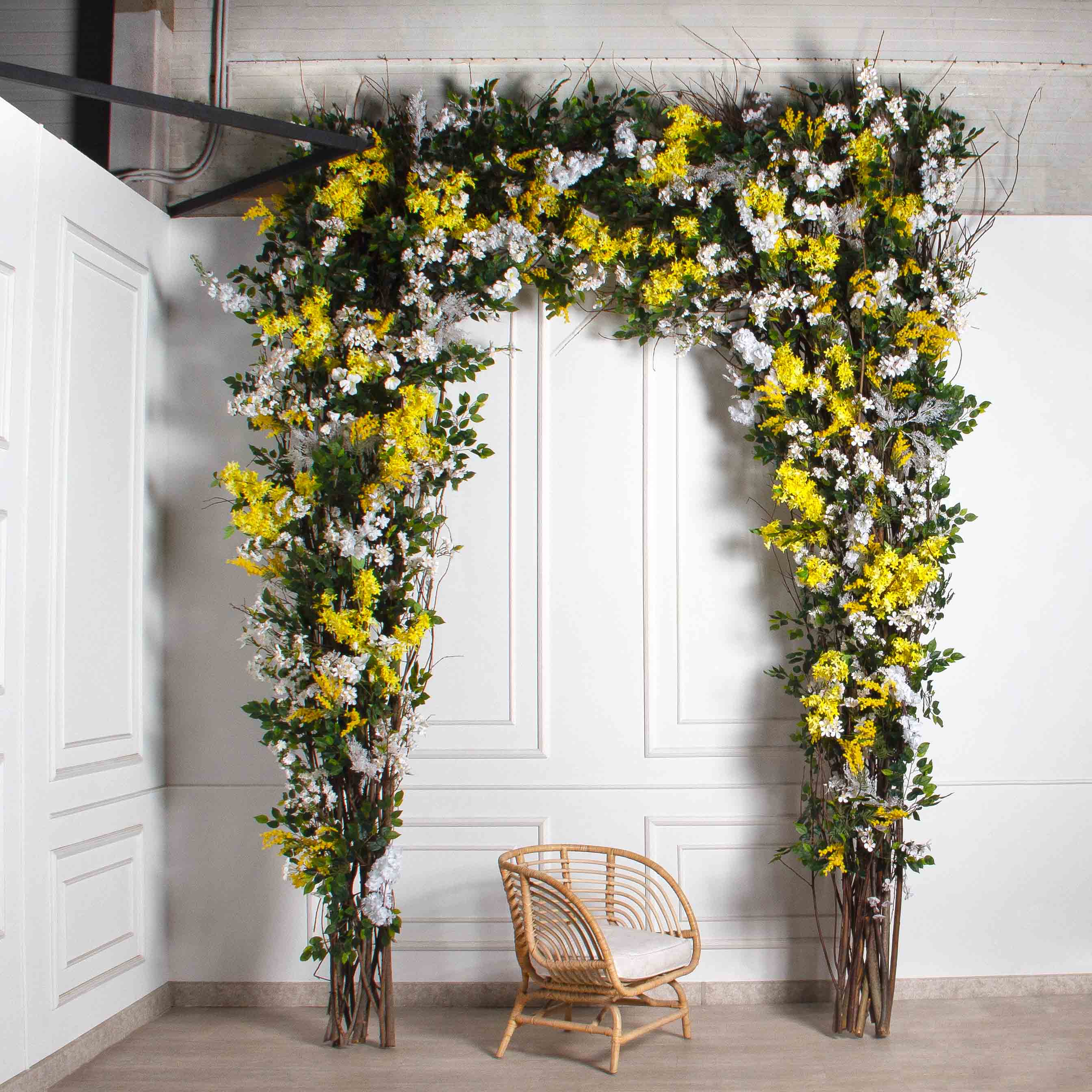 ДЛ159-1(з)(F) Декор входной группы цветочный h 380 см на стволах, пристенный(ширина 140см)_3