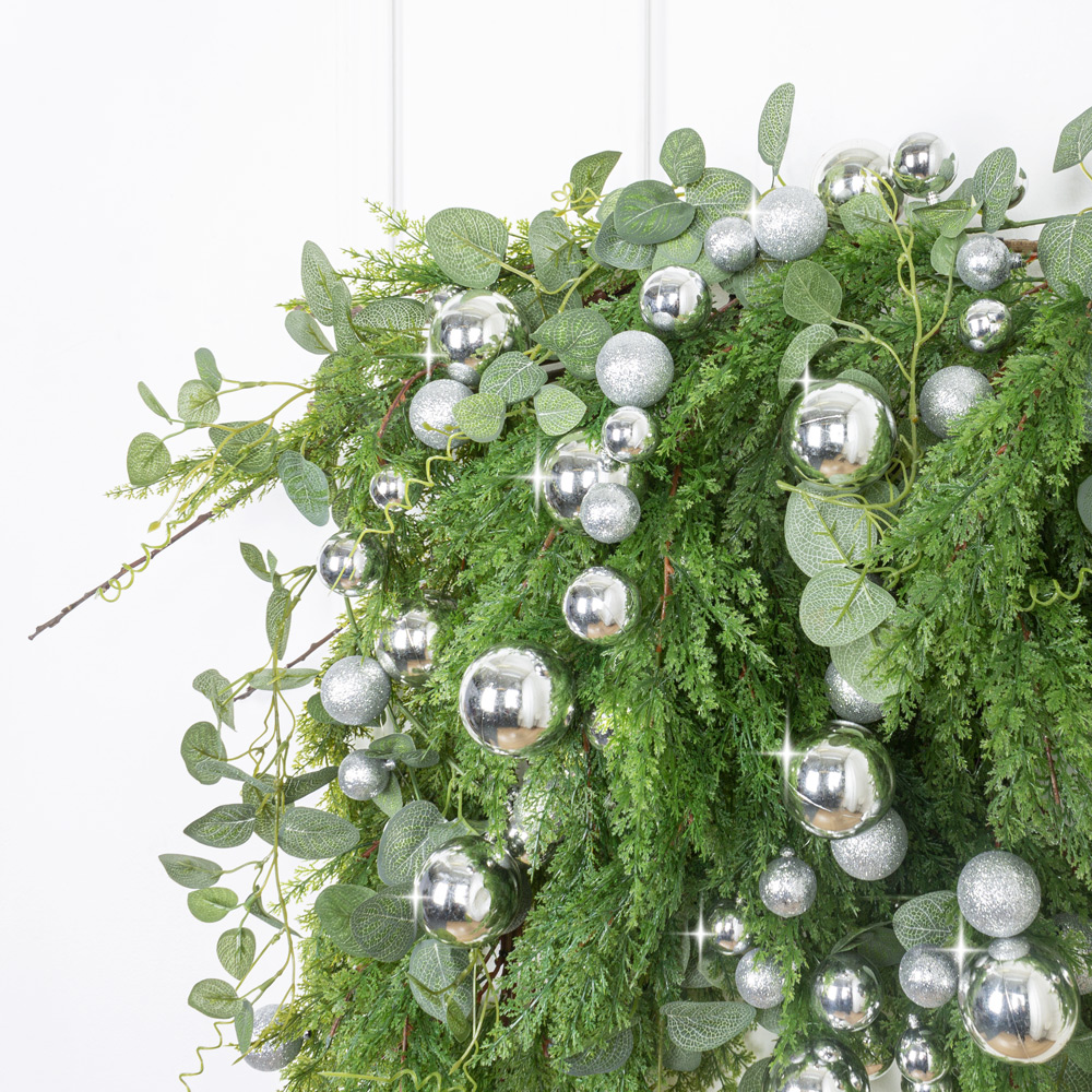 Л96-1 Лиана искусственная НГ туя с шарами L100см, серебро_1