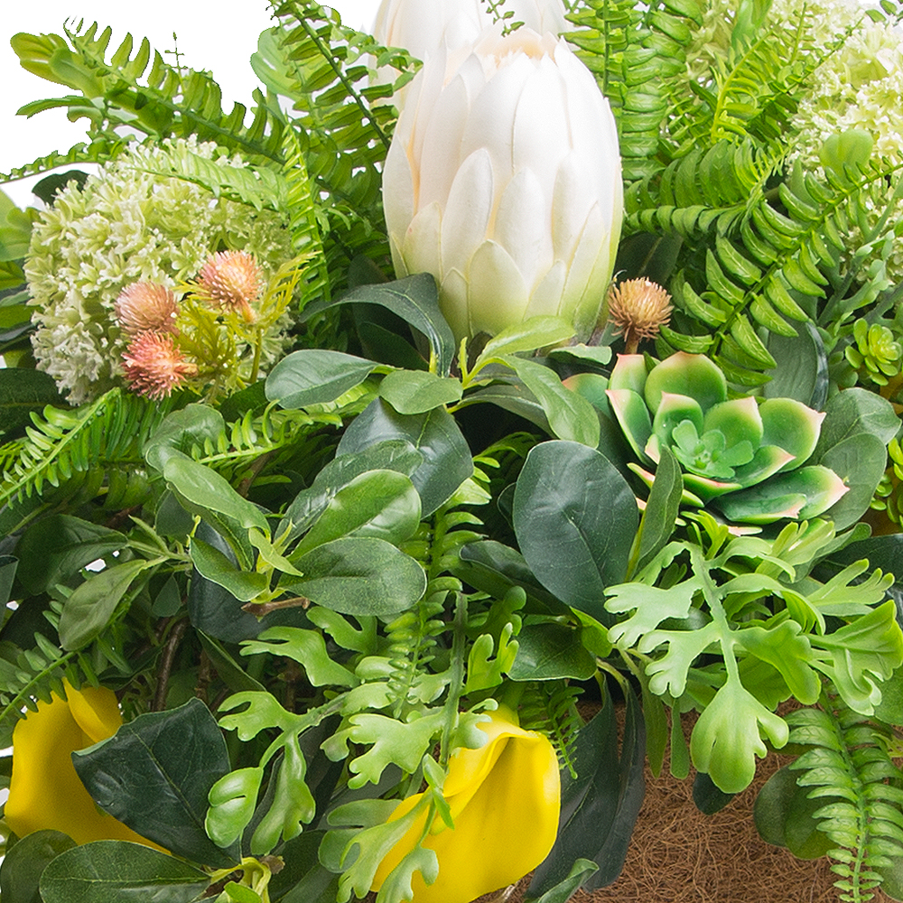 К08/2-1(з.) Композиция цветочная h30см в круглом кокосовом боксе d29;h10_4