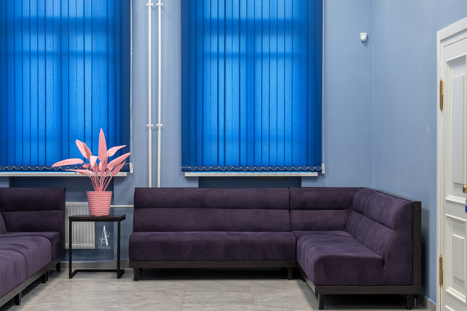 К075*3-2 Стрелиция искусственная куст h75см (силикон) в интерьерном кашпо, розовая_9