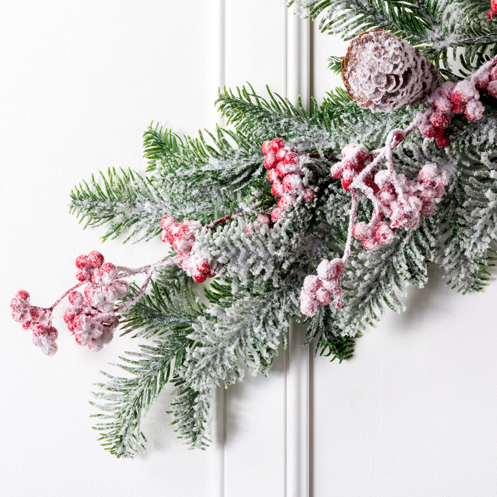 736/9271-10 Подвес НГ заснеженный с шишками и красными ягодами h69см_1