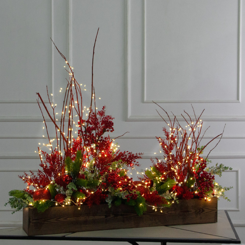 К557/СВ03т(Пр)(F) Композиция искусственная НГ с гирляндой Роса на основании,бордово-красная_1