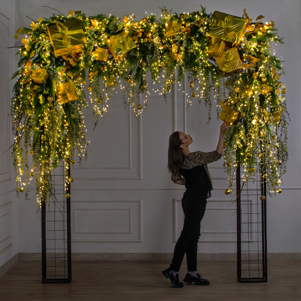 ДЛ189/СВ03т(Пр)(Fix)(F)Декор вход.группы h210см н/прутьях,прист.с гирляндой 