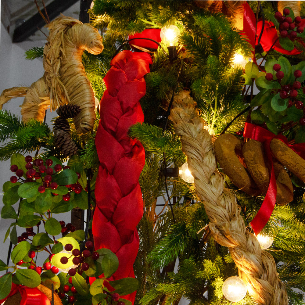 ДЛ193/СВ04(Пр)(Fix)(F)Декор вход.группы h280см н/прутьях,прист.с гирлянд.ретро в русском стиле_7